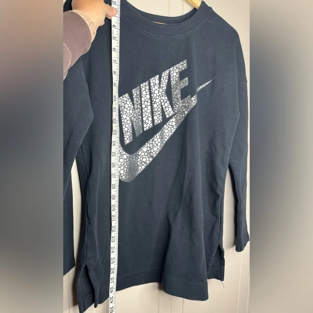 Nike Black Long Sleeve Top (Small)